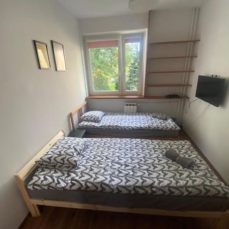 Pokoje Bora-Komorowskiego Hostel Varsó Kültér fotó