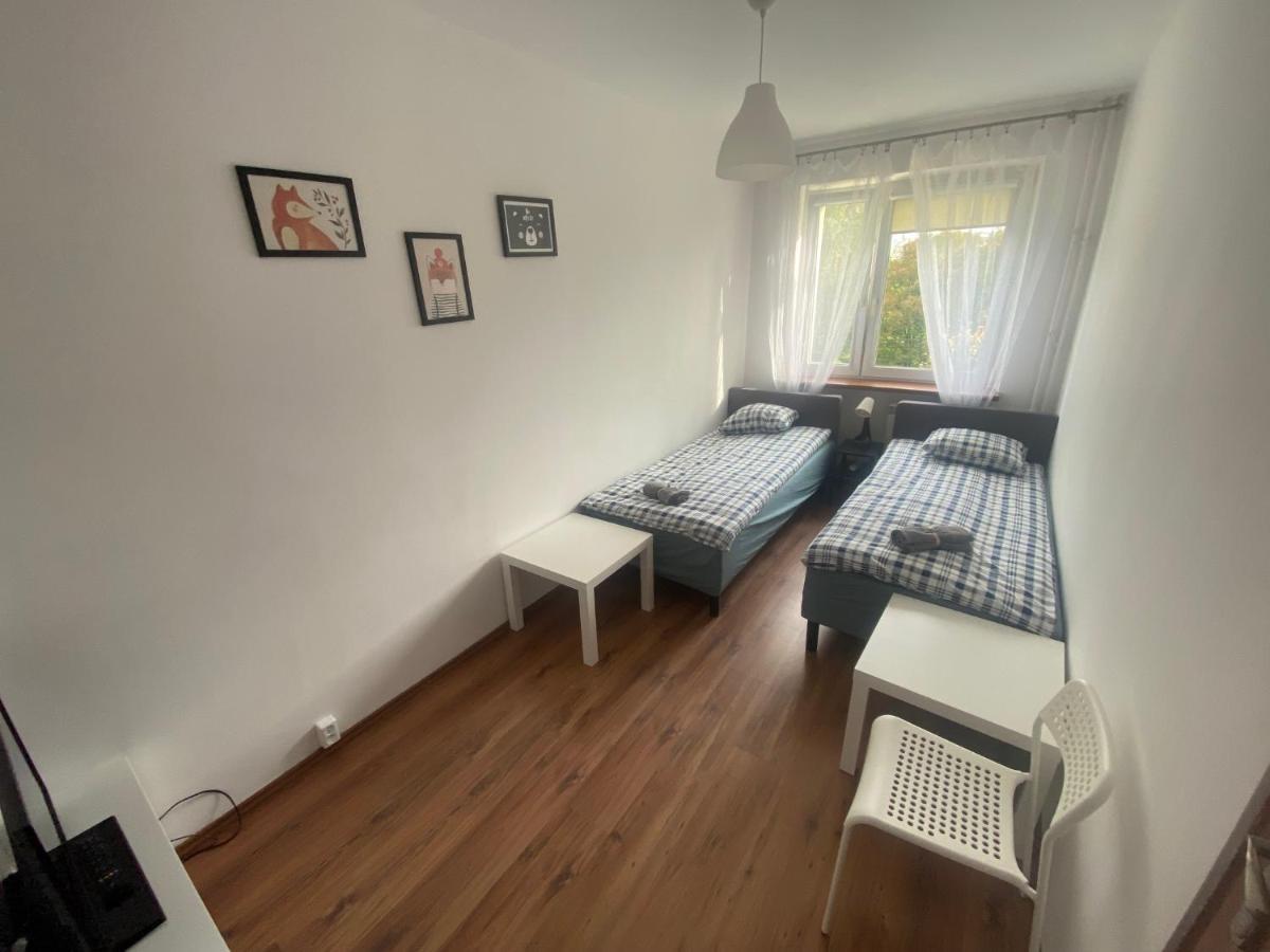 Pokoje Bora-Komorowskiego Hostel Varsó Kültér fotó